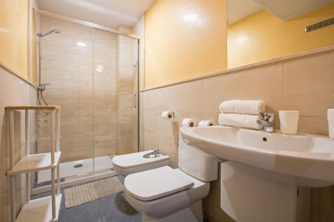 Luis Rey Central Suite By Valcambre Sevilla Kültér fotó